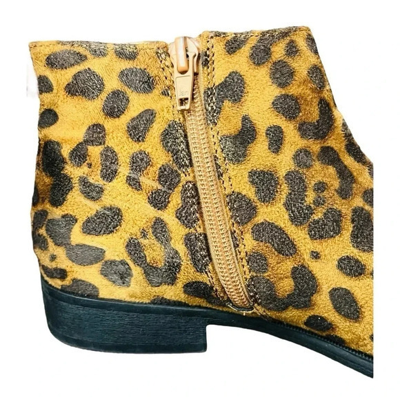 TIME AND TRU LEOPARD ANIMAL PRINT TWO ZIP ANKLE BOOT BOOTIES WOMEN'S SIZE 8 - Picture 6 of 10